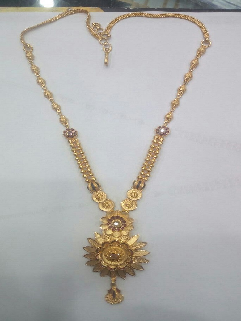 NECKLACE