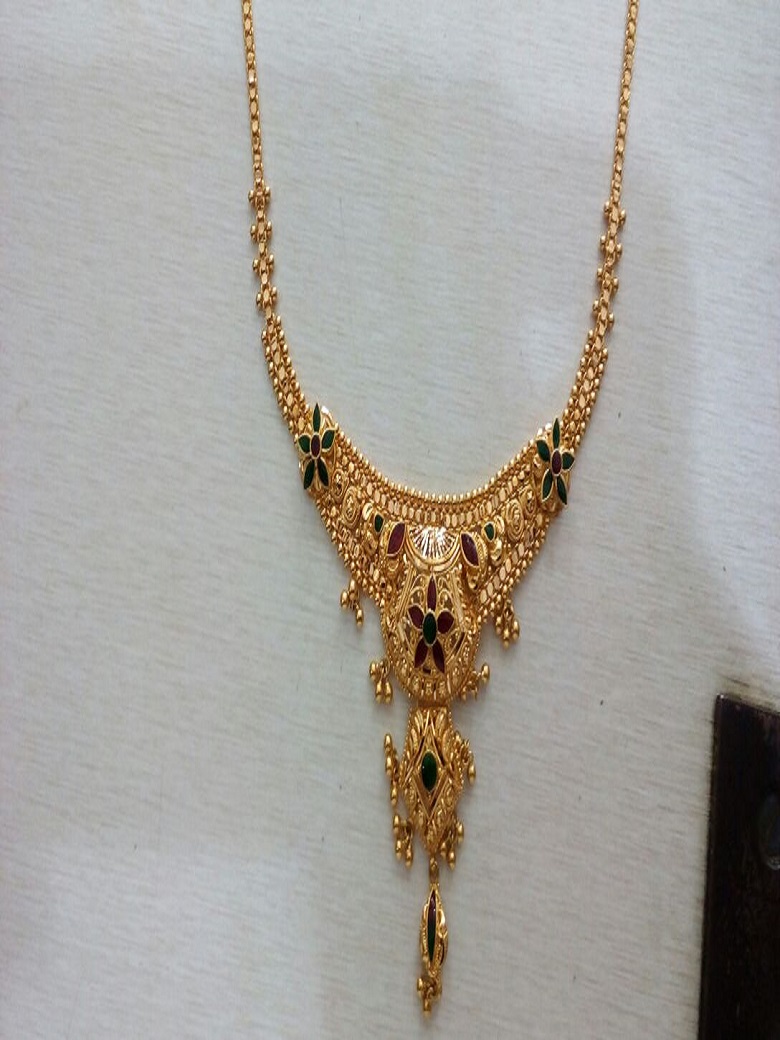 NECKLACE